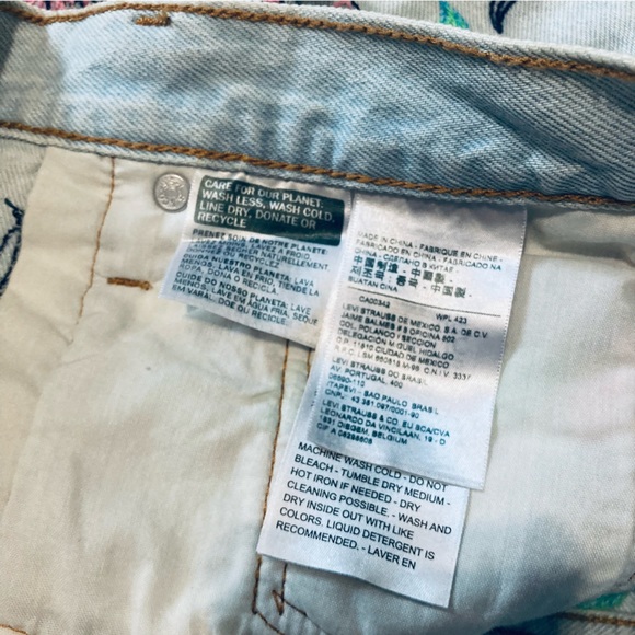 Levi’s 501 High Rise Denim Floral Embroidery Beautiful Shorts Size:31